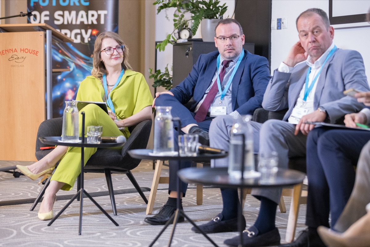 Panelová diskusia o digitálnej energetike na konferencii eFocus