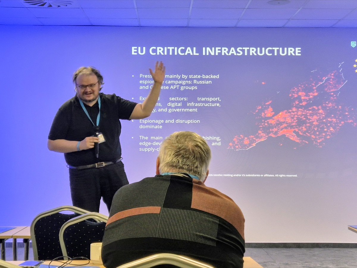 Prednáška o bezpečnosti na konferencii eFocus